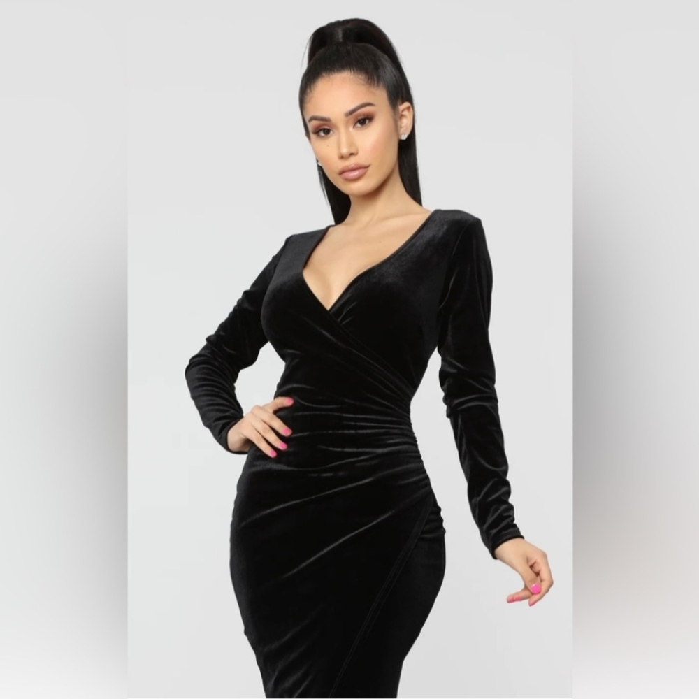 Fashion Nova Black Velvet Dress - Picture 5 of 5